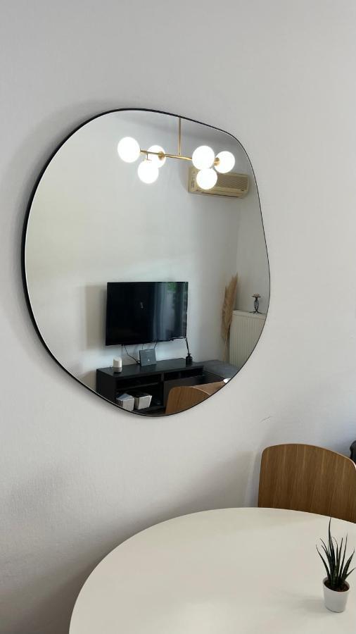 Nomas Skg Apartment By Binobi! Szaloniki Kültér fotó